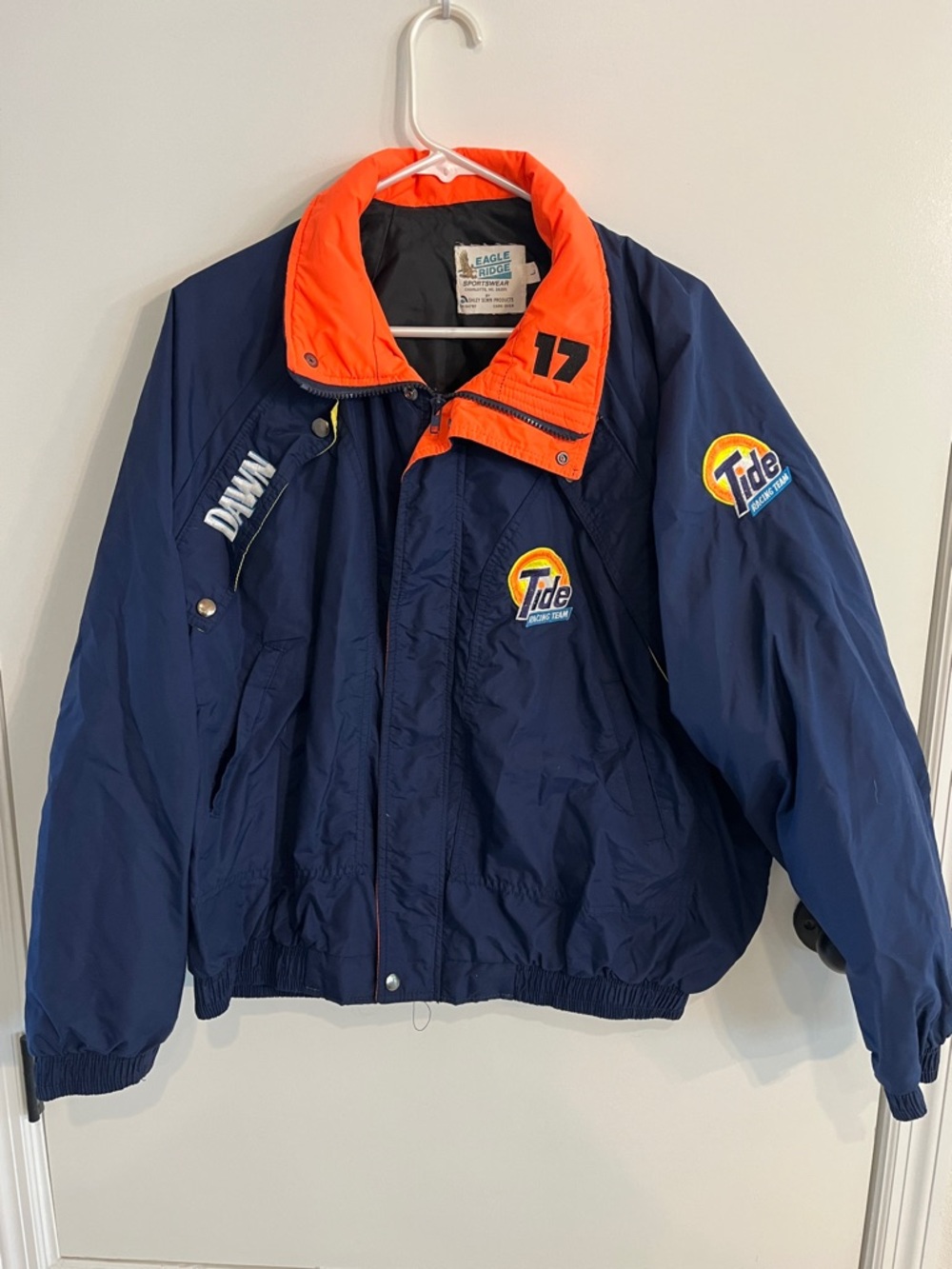 Men’s vintage size large Eagle Ridge Sportswear NASCAR Tide Dawn Team Jacket